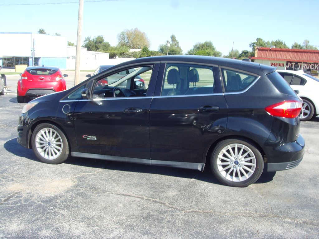 Photo 7 of this FORD C-MAX