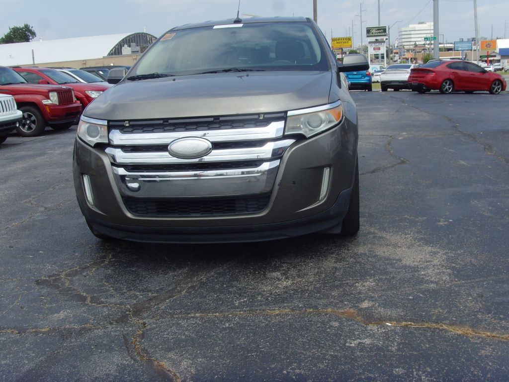 Photo 2 of this FORD EDGE