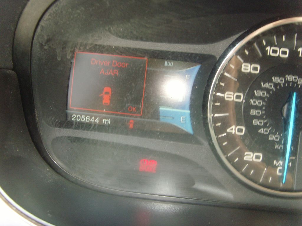 Photo 23 of this FORD EDGE