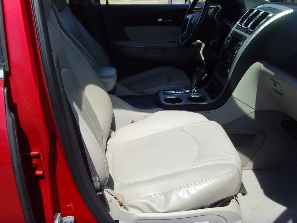 Photo 10 of this GMC ACADIA