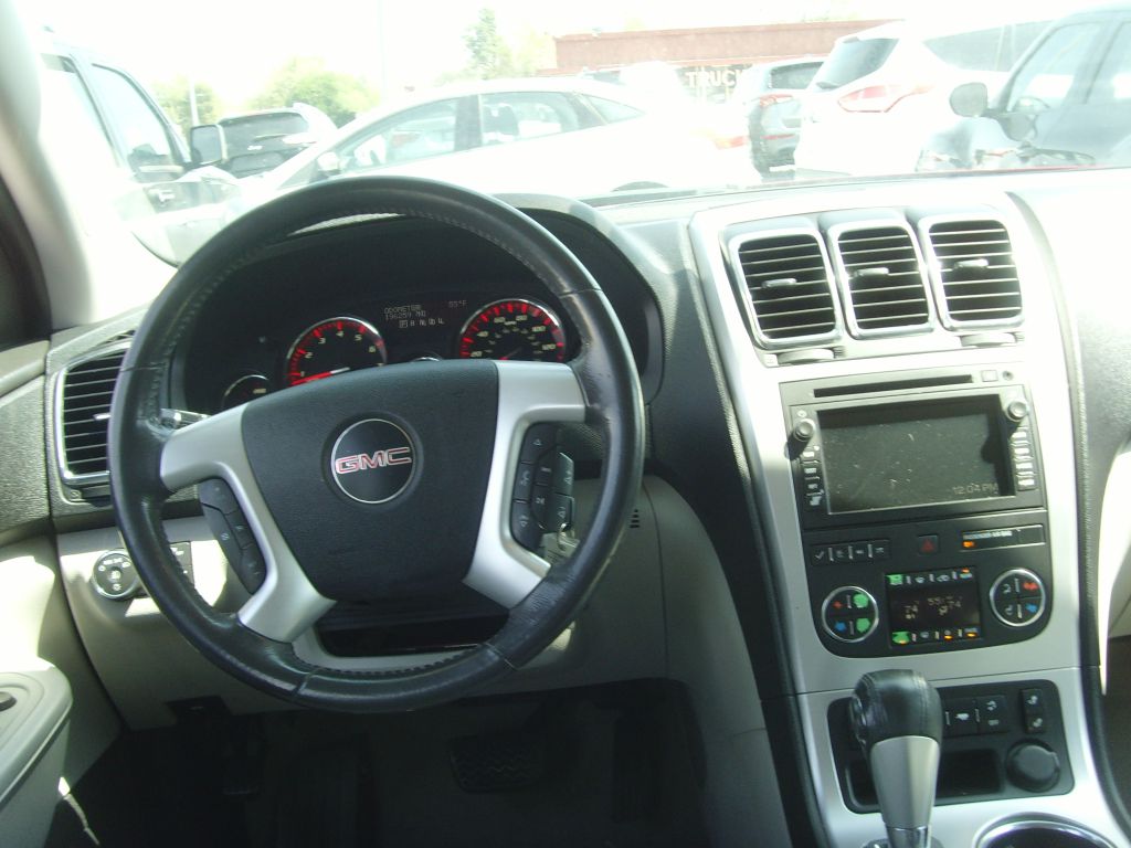 Photo 21 of this GMC ACADIA
