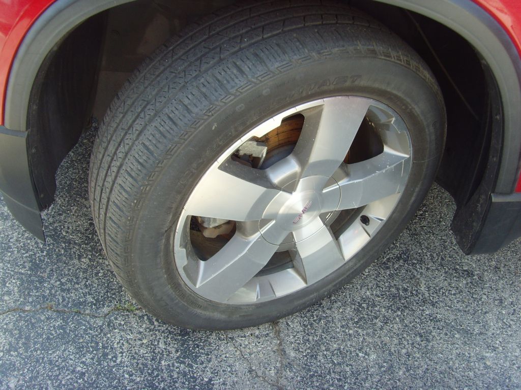 Photo 30 of this GMC ACADIA