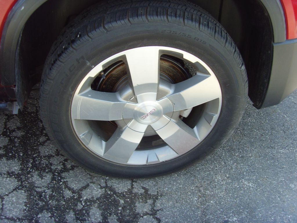 Photo 31 of this GMC ACADIA