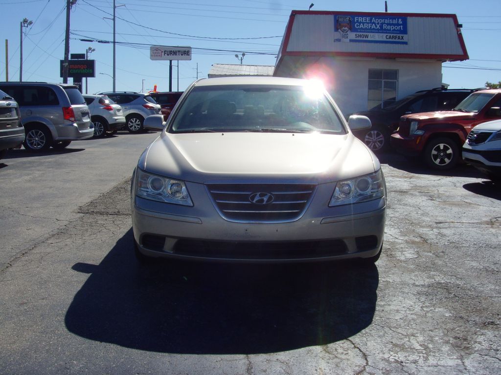 2010 HYUNDAI SONATA