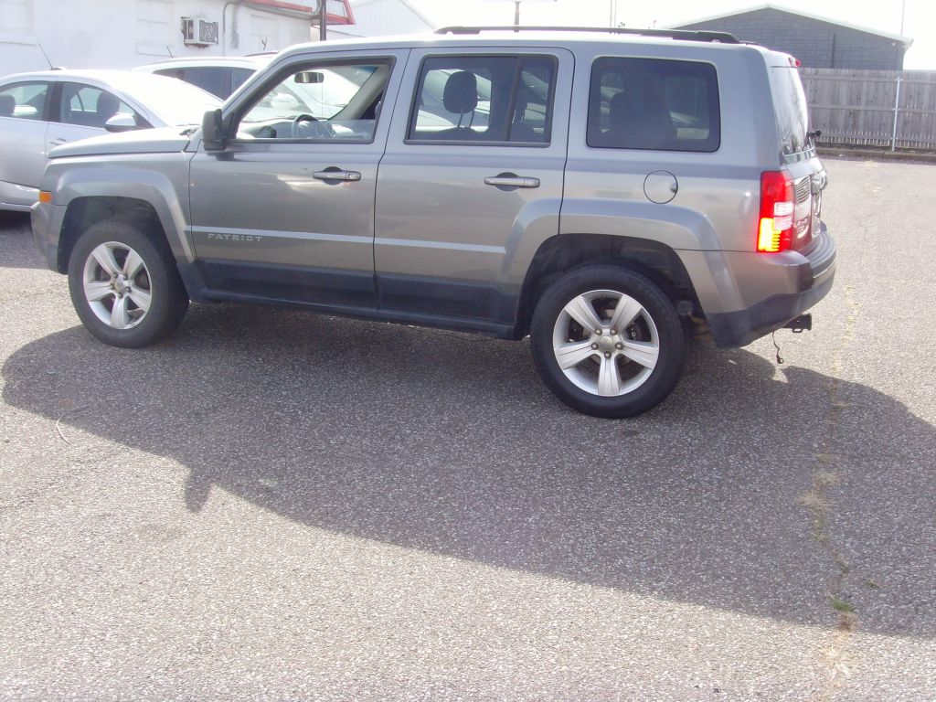 Photo 4 of this JEEP PATRIOT