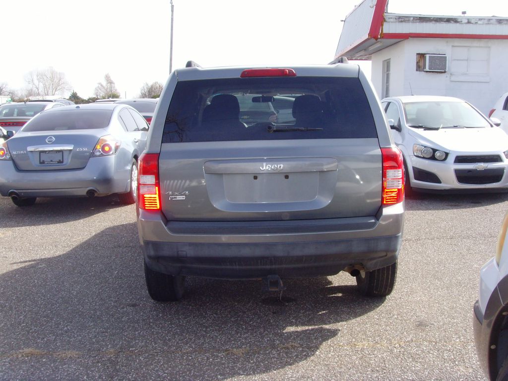 Photo 7 of this JEEP PATRIOT