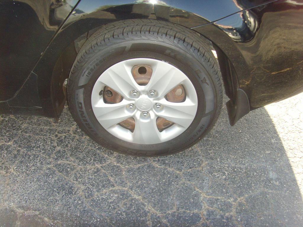 Photo 27 of this KIA FORTE