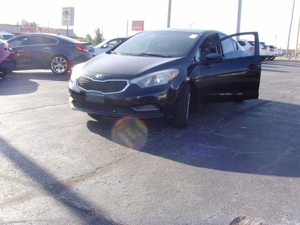 Photo 28 of this KIA FORTE