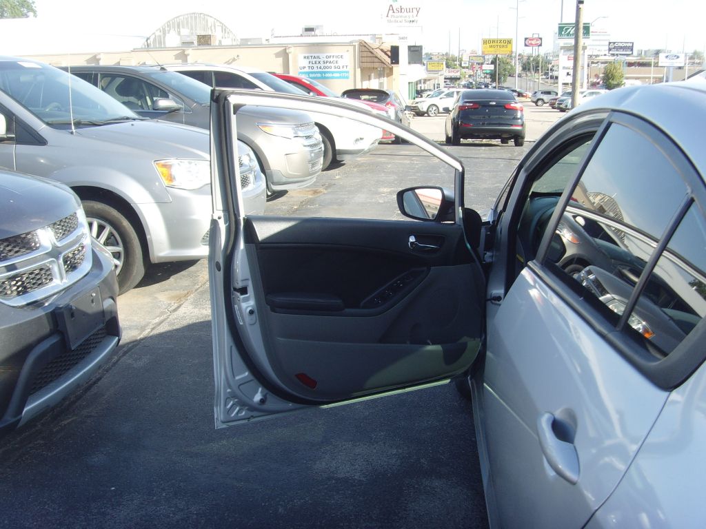Photo 17 of this KIA FORTE