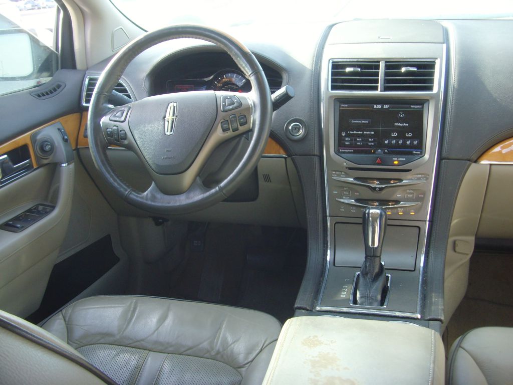 Photo 15 of this LINCOLN MKX