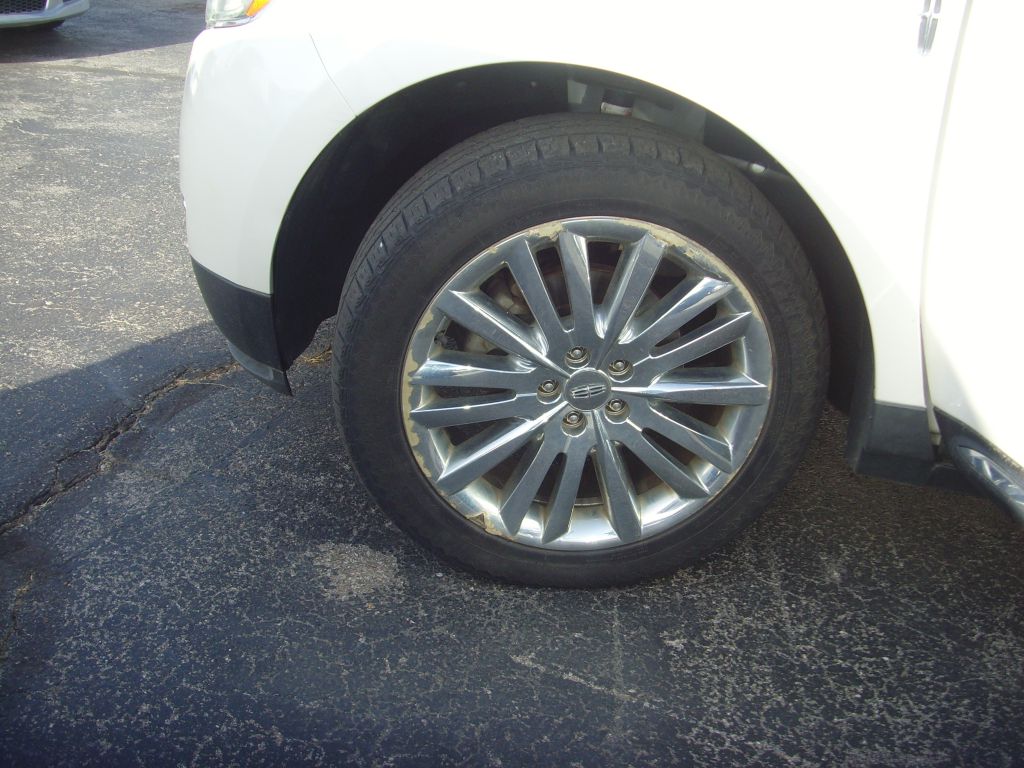 Photo 24 of this LINCOLN MKX