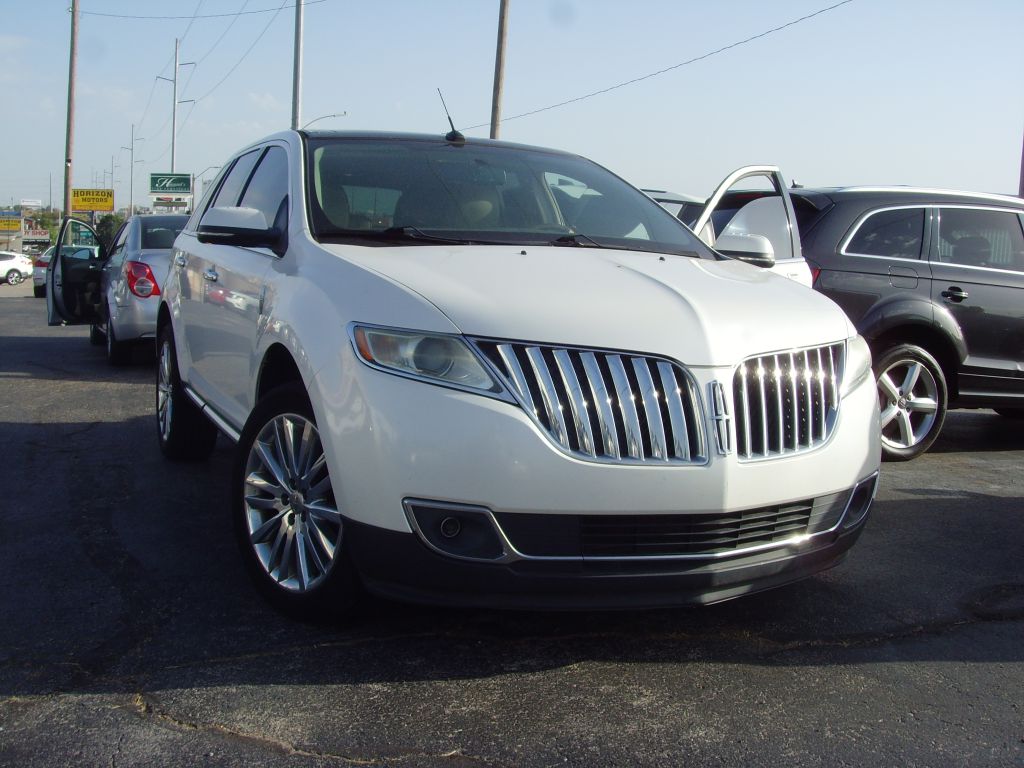 Photo 27 of this LINCOLN MKX