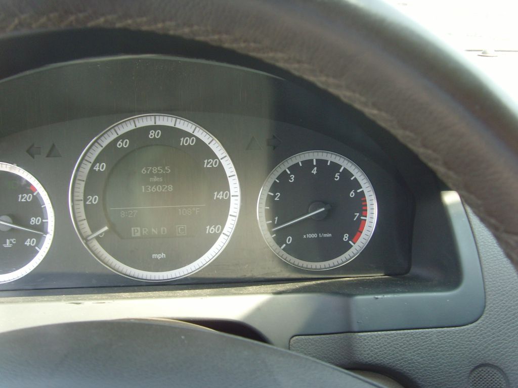 Photo 18 of this MERCEDES-BENZ C-CLASS