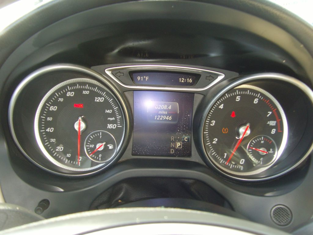 Photo 27 of this MERCEDES-BENZ GLA