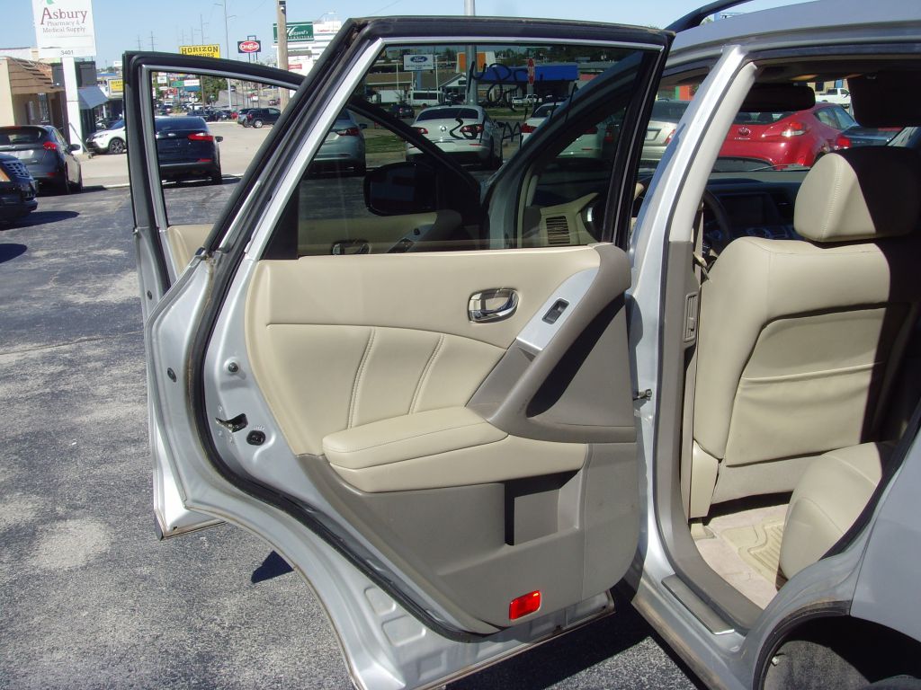 Photo 15 of this NISSAN MURANO