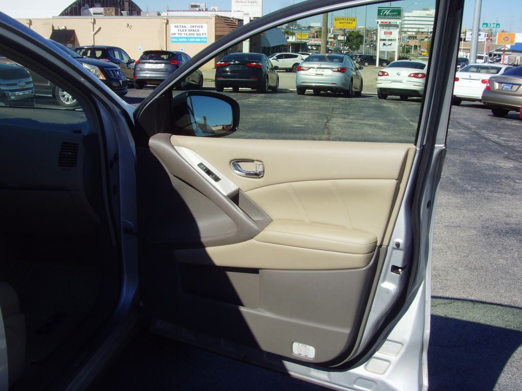 Photo 19 of this NISSAN MURANO