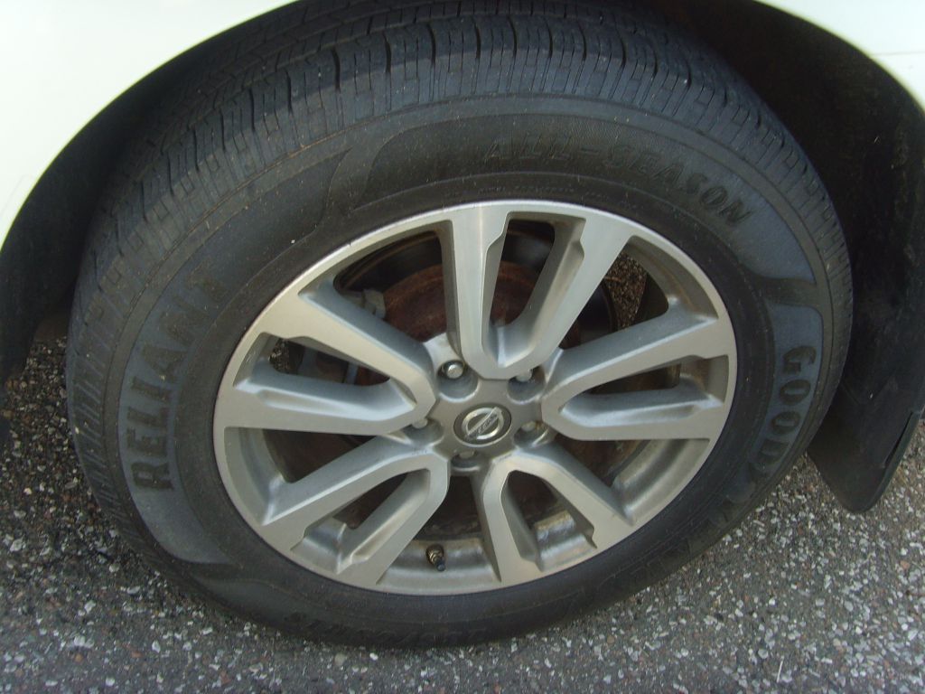 Photo 16 of this NISSAN PATHFINDER