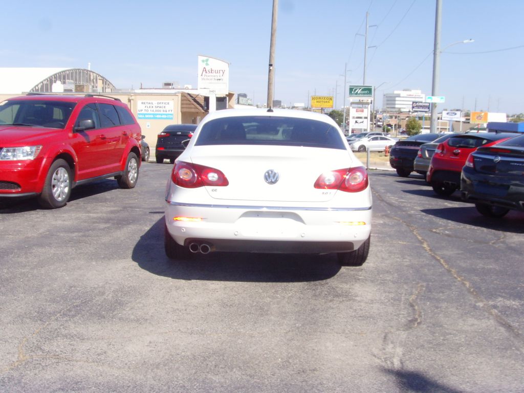 Photo 6 of this VOLKSWAGEN CC
