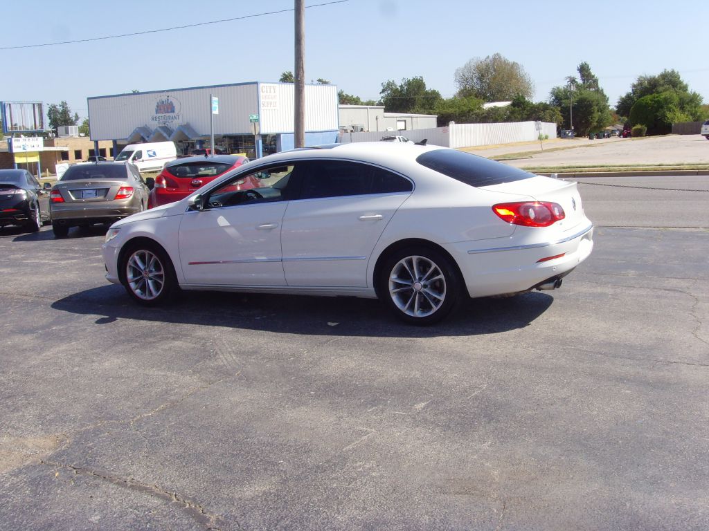 Photo 19 of this VOLKSWAGEN CC