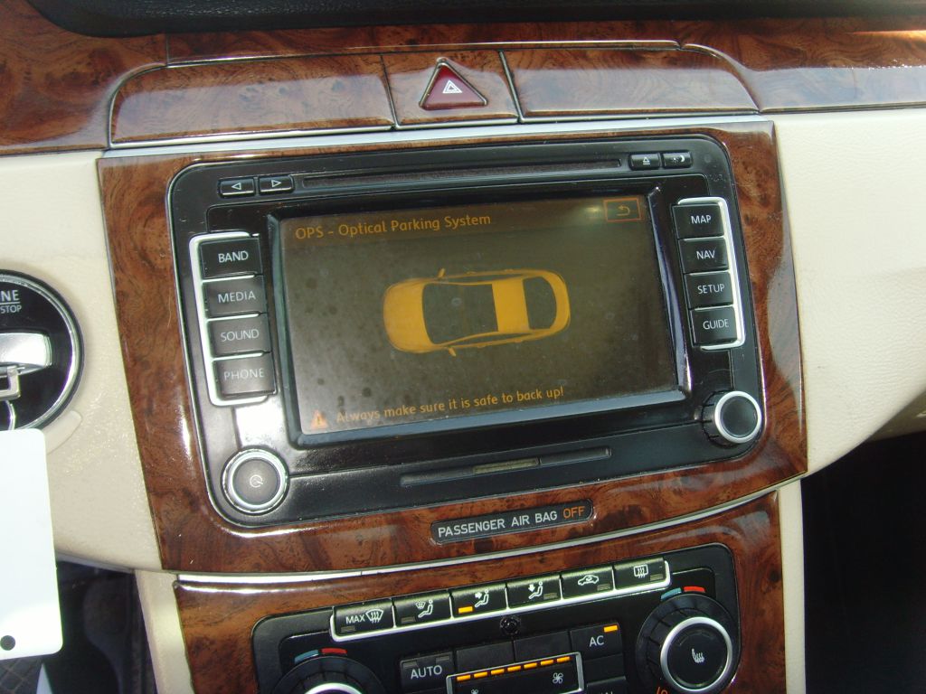 Photo 25 of this VOLKSWAGEN CC