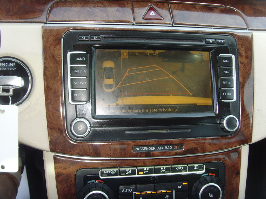 Photo 26 of this VOLKSWAGEN CC