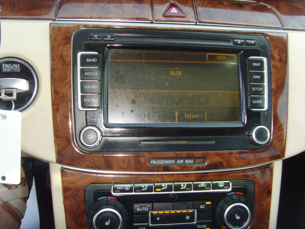 Photo 30 of this VOLKSWAGEN CC