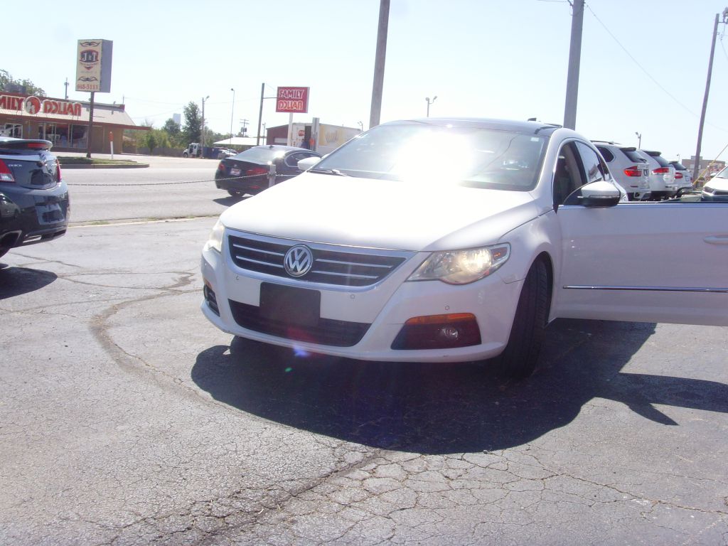 Photo 33 of this VOLKSWAGEN CC