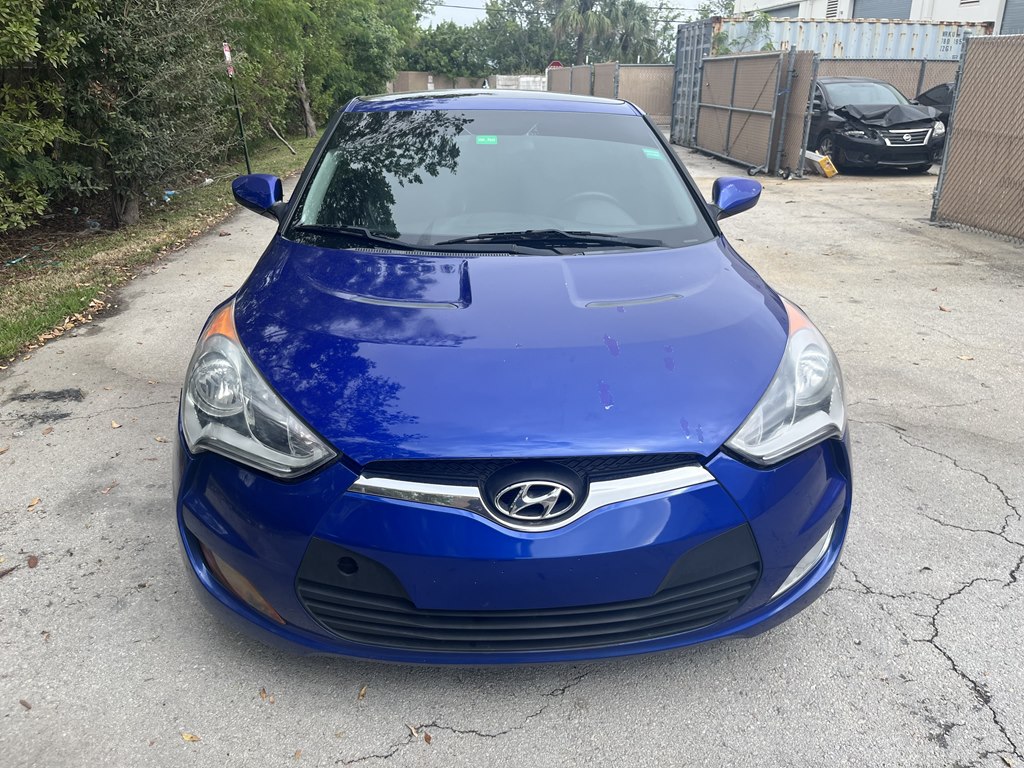 Photo 2 of this HYUNDAI VELOSTER