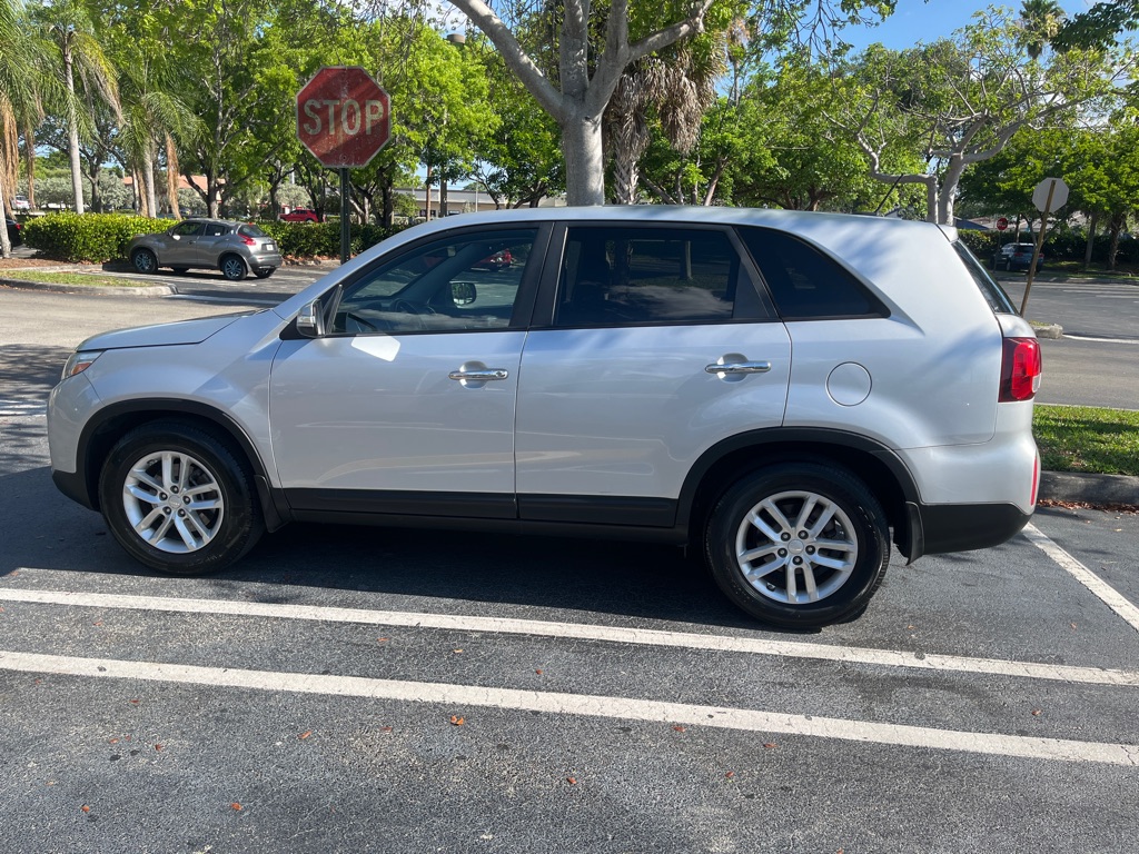 2014 KIA SORENTO