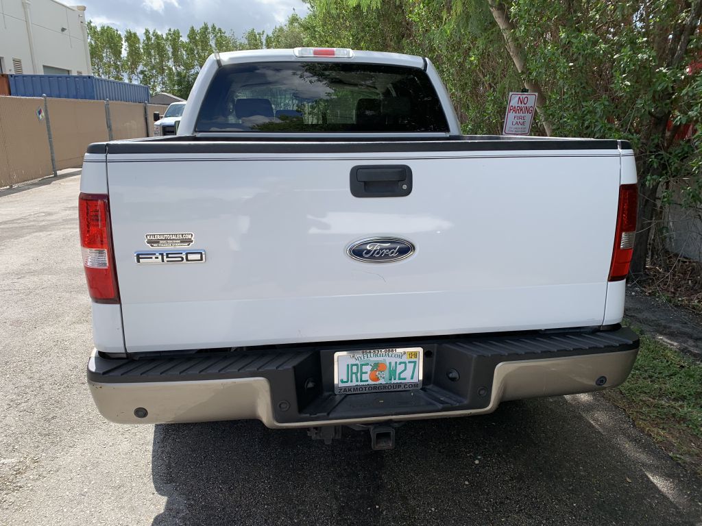 Photo 4 of this FORD F150