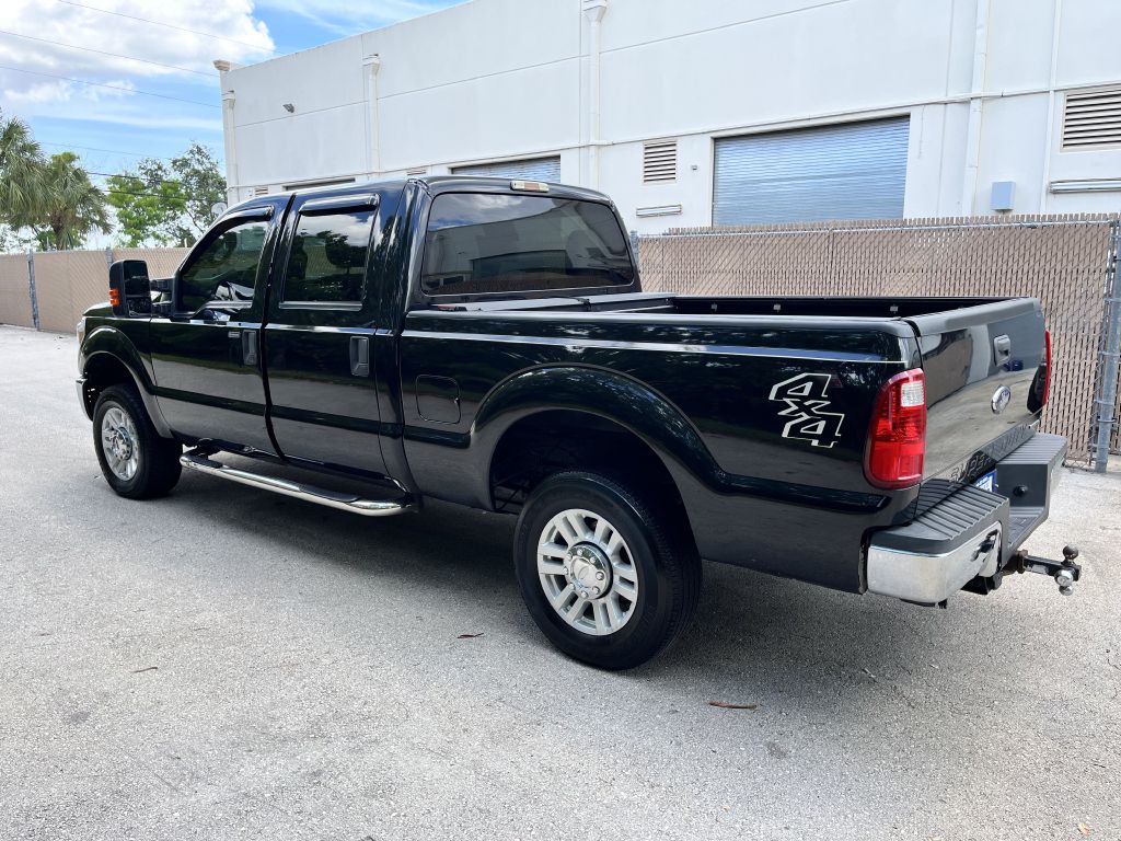 Photo 4 of this FORD F250