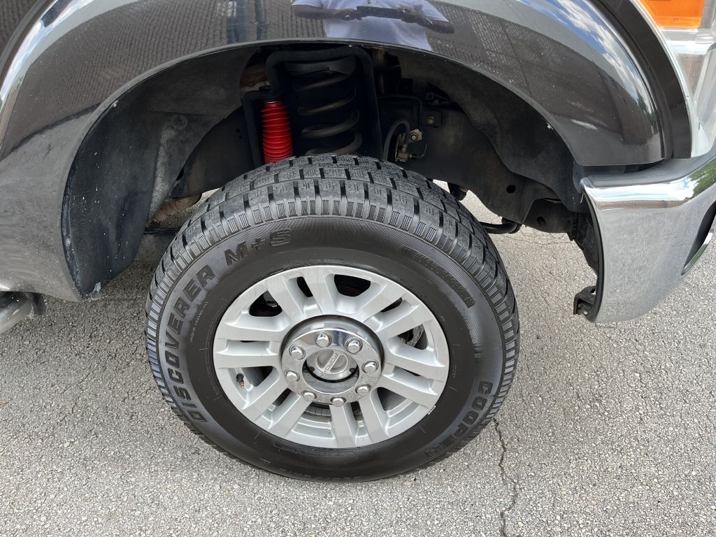 Photo 8 of this FORD F250