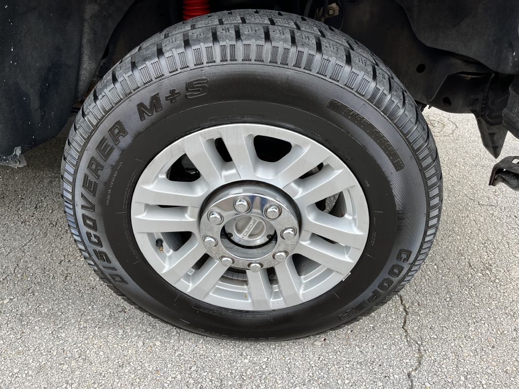 Photo 9 of this FORD F250