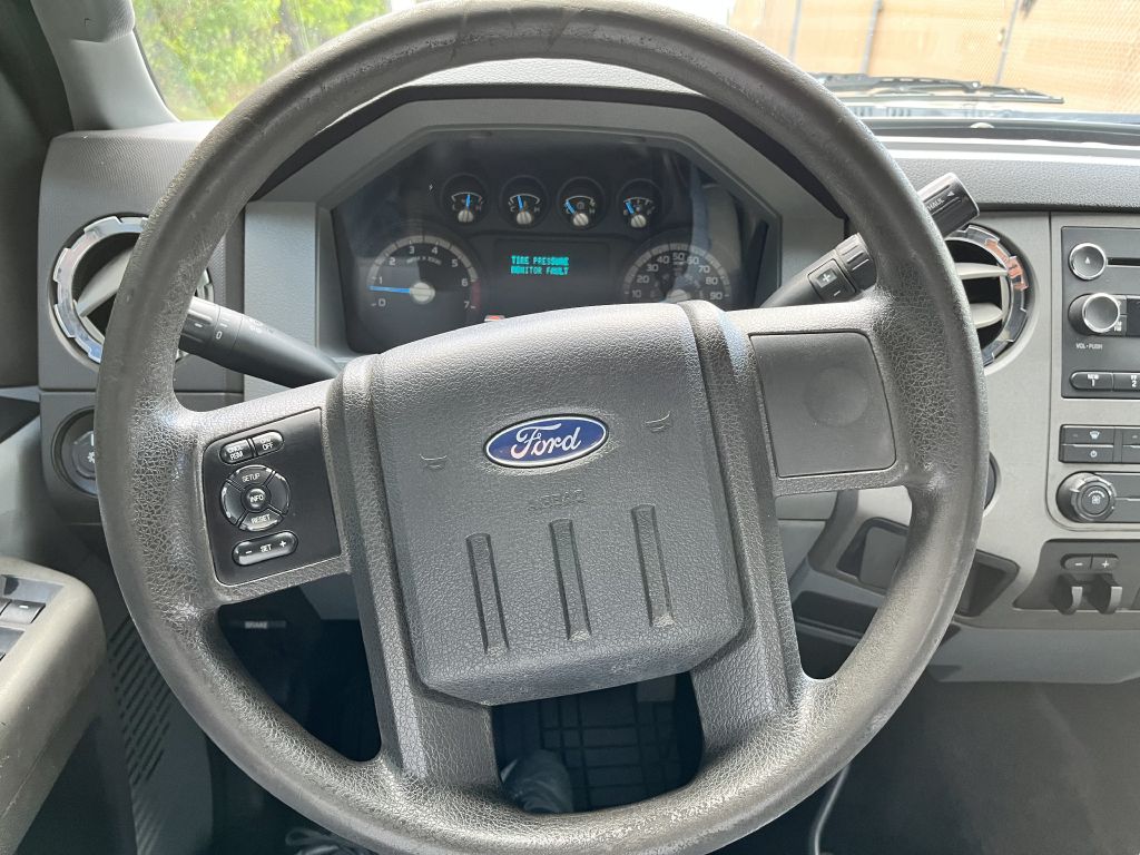 Photo 16 of this FORD F250