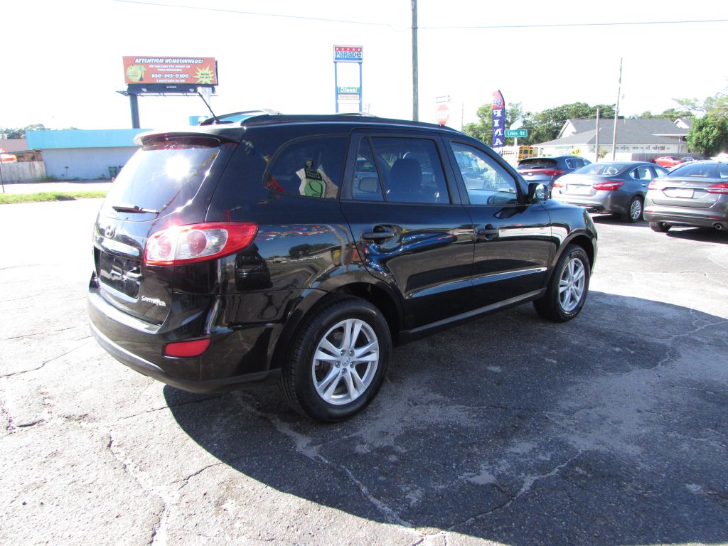 Photo 24 of this HYUNDAI SANTA FE
