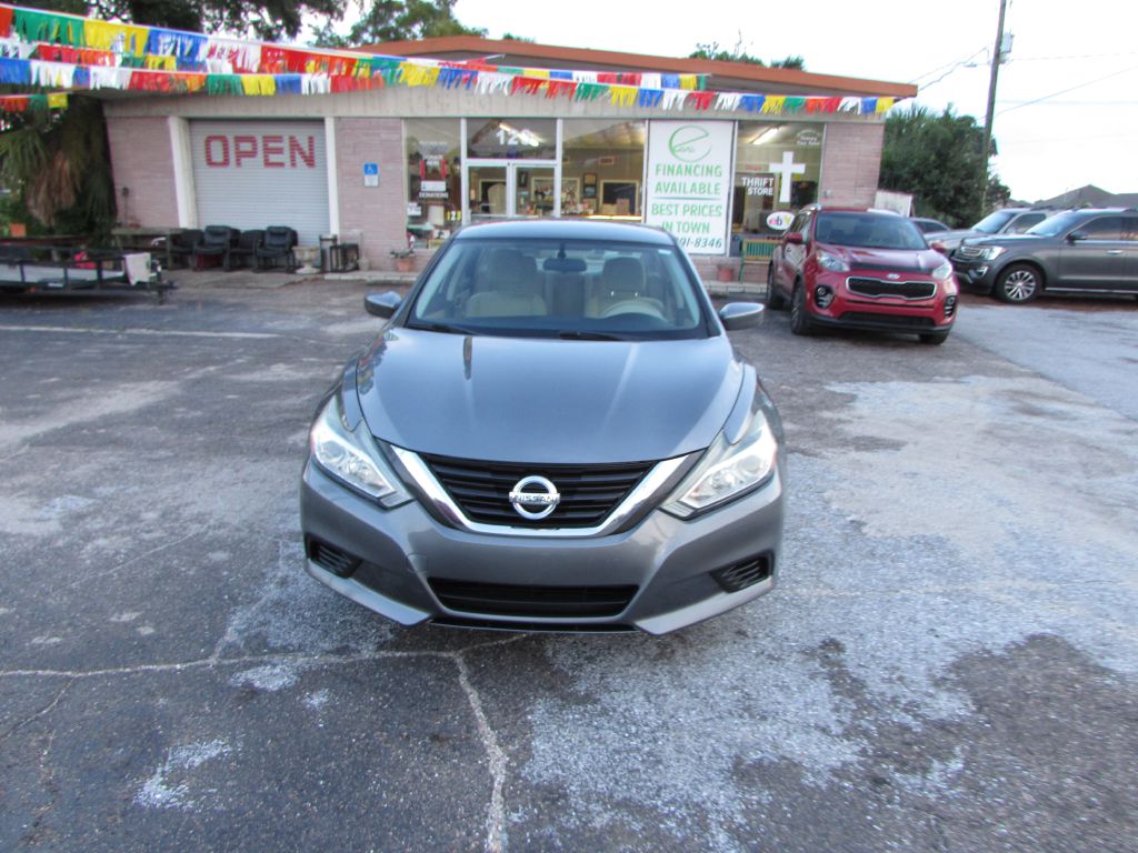 Photo 19 of this NISSAN ALTIMA