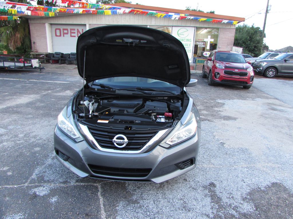 Photo 20 of this NISSAN ALTIMA