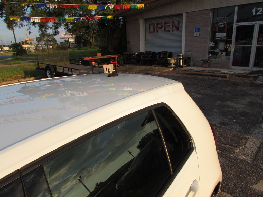 Photo 5 of this VOLKSWAGEN GOLF