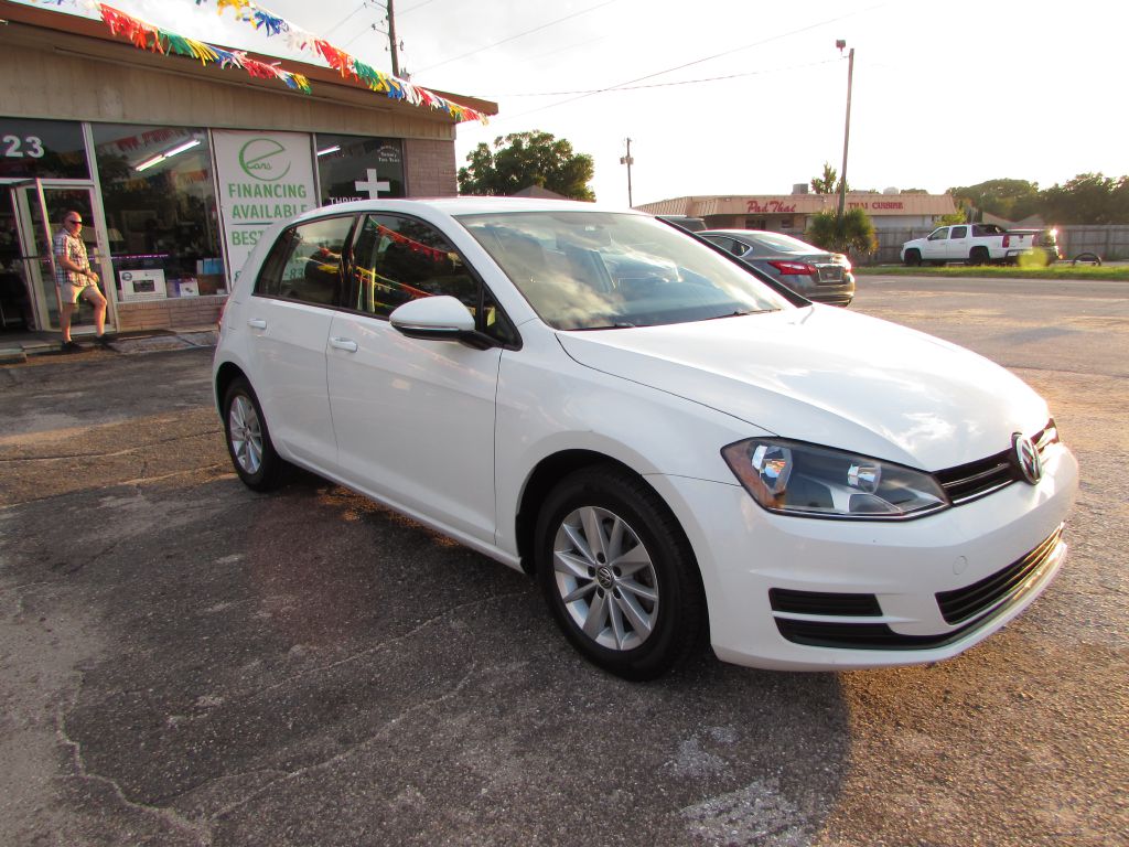 Photo 22 of this VOLKSWAGEN GOLF