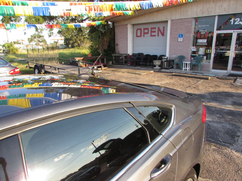 Photo 5 of this FORD FUSION