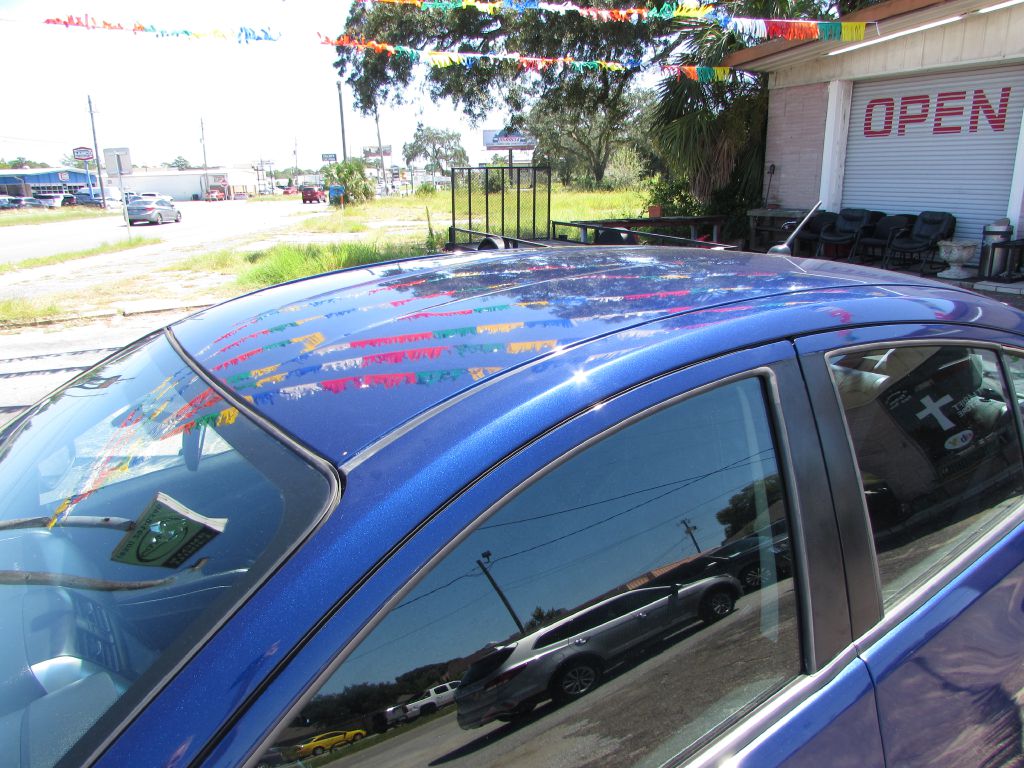 Photo 4 of this NISSAN VERSA