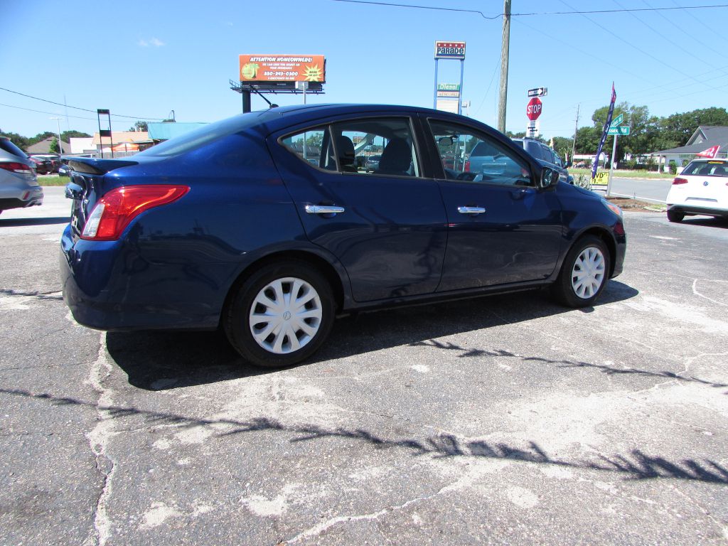 Photo 23 of this NISSAN VERSA