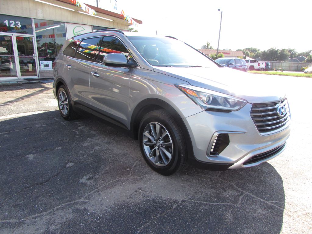 Photo 26 of this HYUNDAI SANTA FE