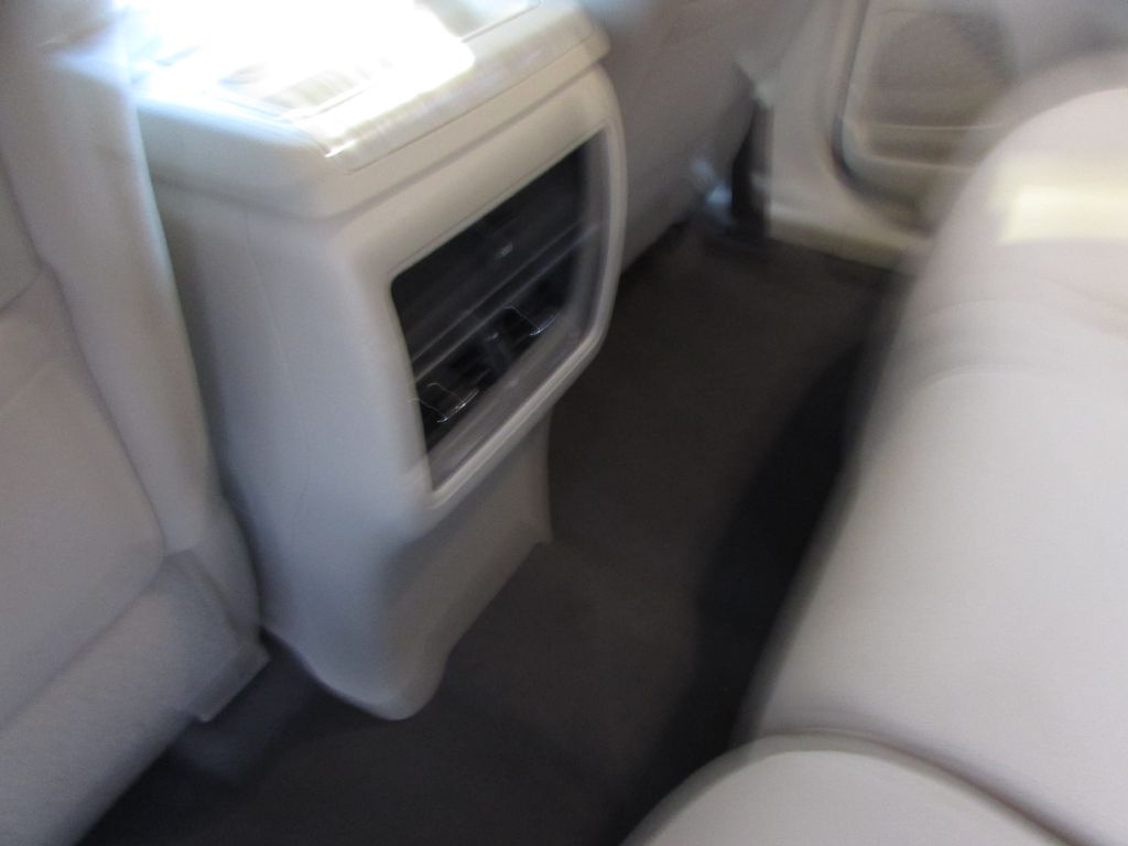 Photo 8 of this NISSAN MURANO
