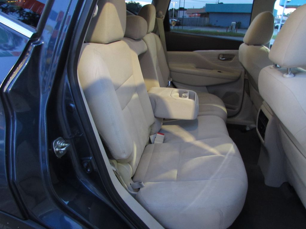 Photo 15 of this NISSAN MURANO