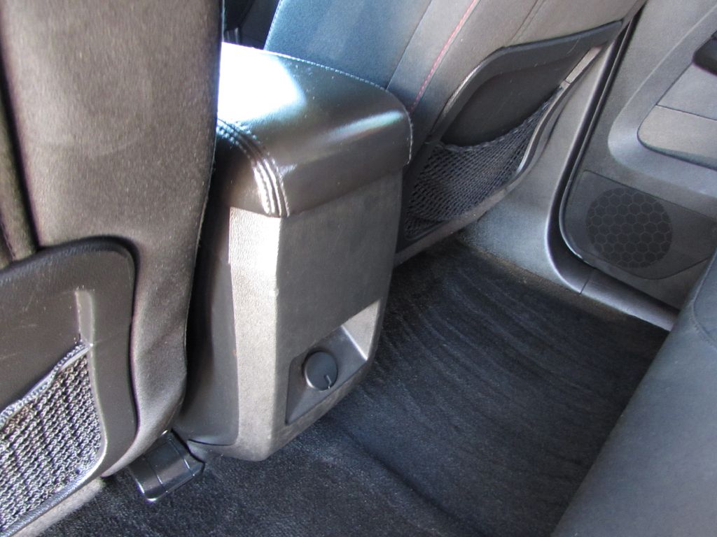 Photo 10 of this GMC TERRAIN