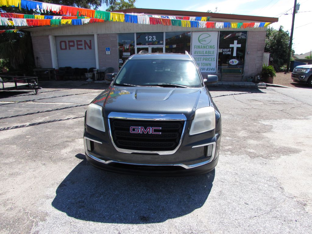 Photo 21 of this GMC TERRAIN