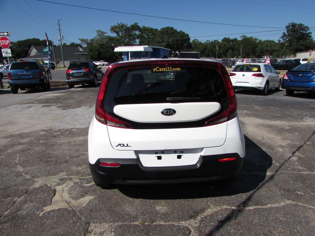 Photo 11 of this KIA SOUL
