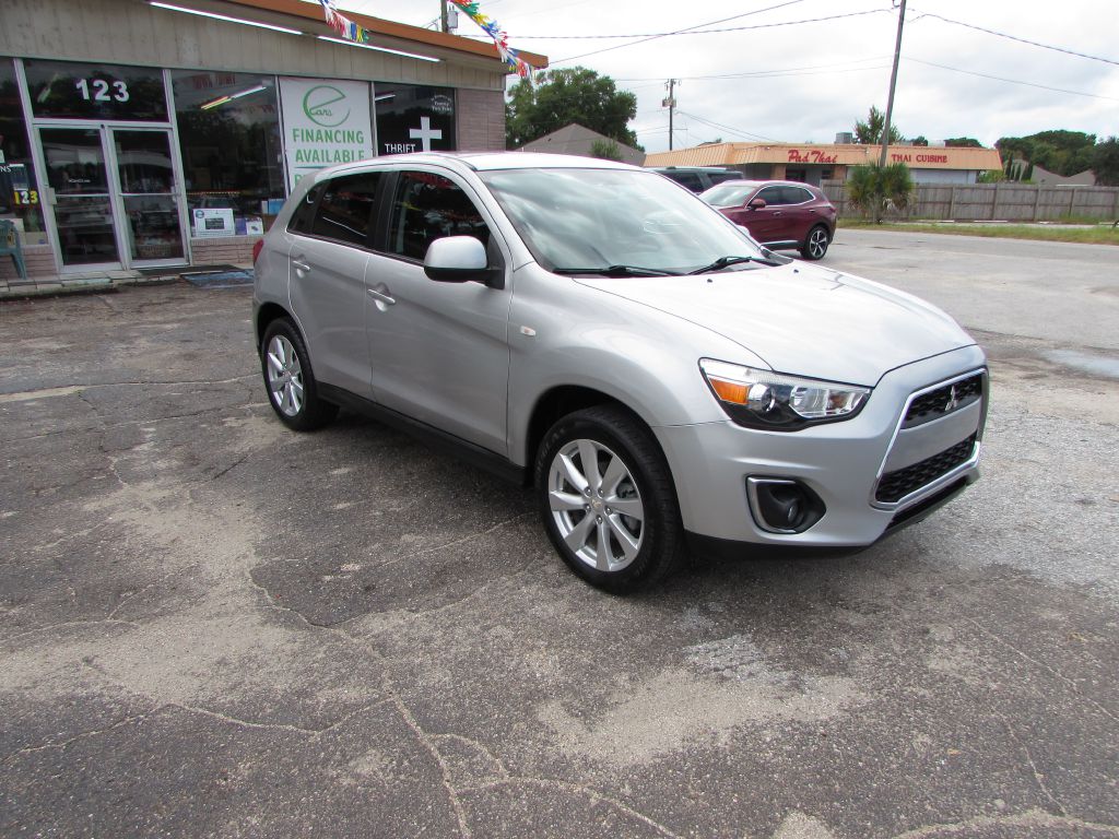 Photo 22 of this MITSUBISHI OUTLANDER SPORT