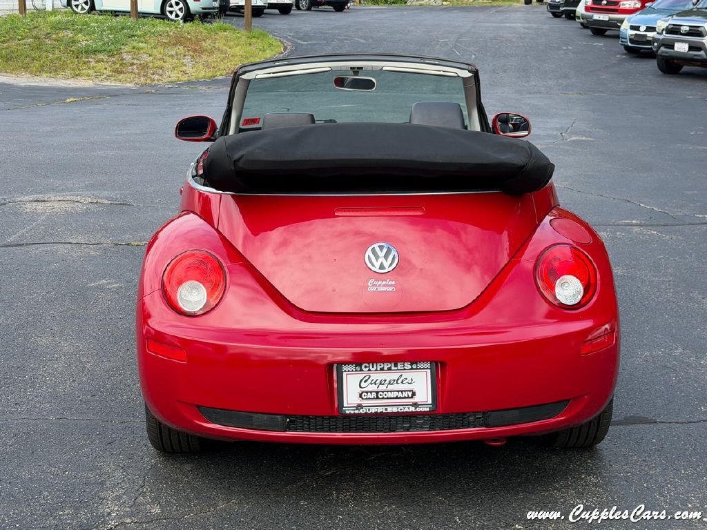 Photo 26 of this VOLKSWAGEN NEW BEETLE